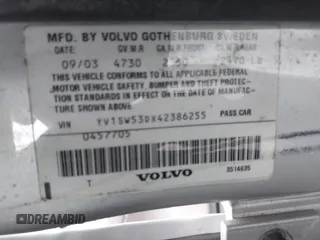 2004 Volvo V70 z VIN YV1SW53DX42386255, wystawiony jako IAAI lot #42291183 z przebiegiem 213 734 mil mil oraz . Historia ofert i sprzedaży dostępna na DreamBid. Obrazek 9.