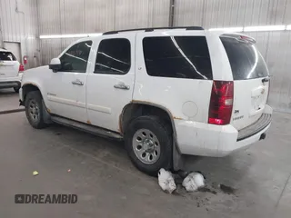 2008 Chevrolet Tahoe 1LT with VIN 1GNFK13038J148176, listed as a IAAI auction lot 41879903 with 200,709 mi miles and . Bid and sale history available at DreamBid. Image 3.
