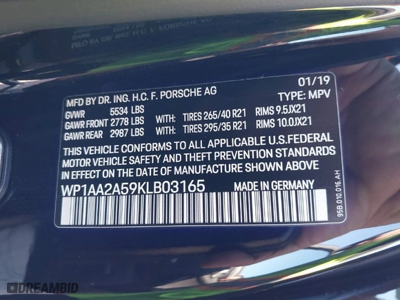 2019 Porsche Macan with VIN WP1AA2A59KLB03165, listed as a IAAI auction lot 41196486 with 37,853 mi miles. Bid and sale history available at carsss.com. Image 9.