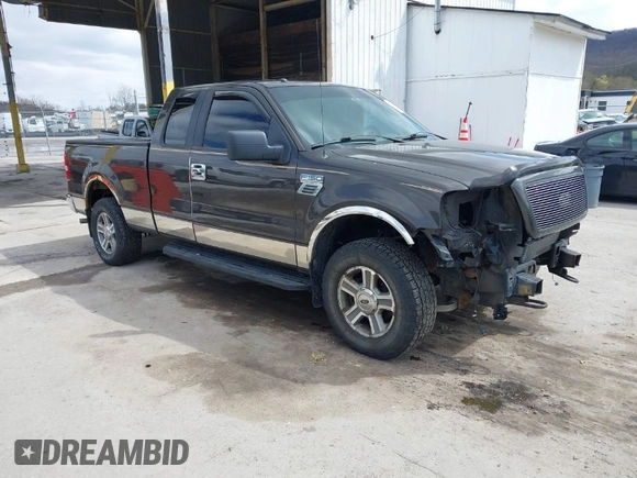 2006 Ford F-150 XLT with VIN 1FTPX14506NB16011, listed as a IAAI auction lot 41970983 with 211,235 mi miles. Bid and sale history available at carsss.com. Image 1.