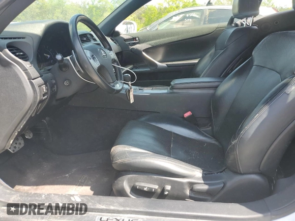 2014 Lexus IS 250 C with VIN JTHFF2C25E2530315, listed as a Copart auction lot 52079275 with 122,386 mi miles and Salvage title. Bid and sale history available at DreamBid. Image 7.
