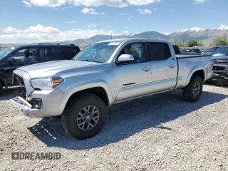 2021 Toyota Tacoma SR5 with VIN 3TMDZ5BNXMM109999, listed as a Copart auction lot 57821925 with 29,462 mi miles and Salvage title. Bid and sale history available at DreamBid. Image 1.