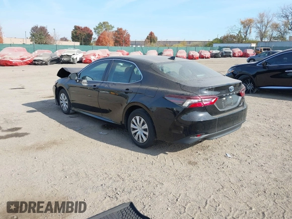 2022 Toyota Camry Hybrid LE with VIN 4T1C31AK1NU580817, listed as a IAAI auction lot 40719068 with 41,455 mi miles. Bid and sale history available at carsss.com. Image 3.