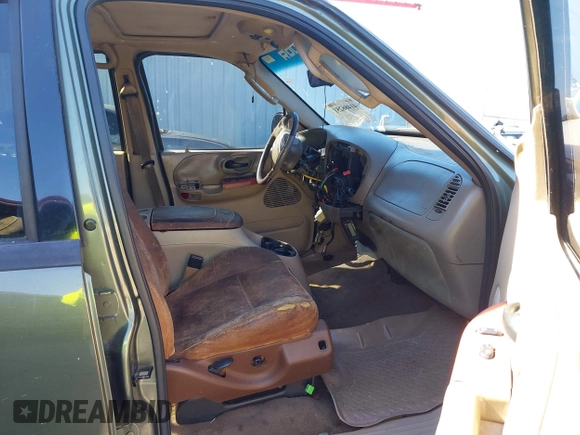 2002 Ford F-150 XLT with VIN 1FTRW08L42KE05595, listed as a IAAI auction lot 41486251 with 1 mi miles. Bid and sale history available at carsss.com. Image 5.