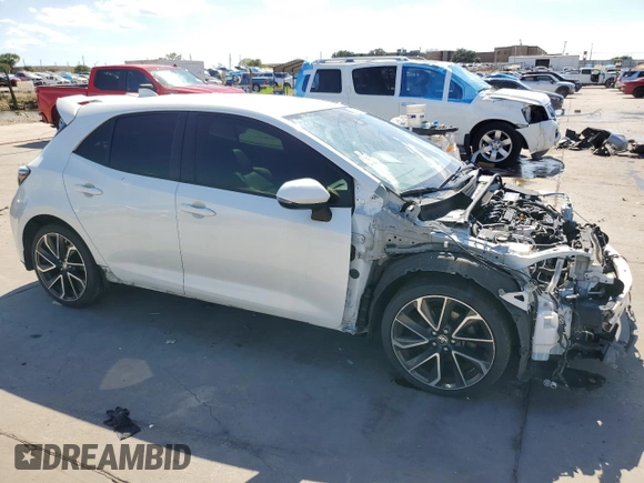 2019 Toyota Corolla Hatchback SE with VIN JTNK4RBE9K3048409, listed as a Copart auction lot 67071814 with 102,244 mi miles and Clean Title. Bid and sale history available at carsss.com. Image 4.