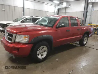 2008 Dodge Dakota SLT z VIN 1D7HW48N58S536165, wystawiony jako Copart lot #78417274 z przebiegiem 182 048 mil mil oraz Czysty tytuł • Clean title. Historia ofert i sprzedaży dostępna na DreamBid. Obrazek 1.