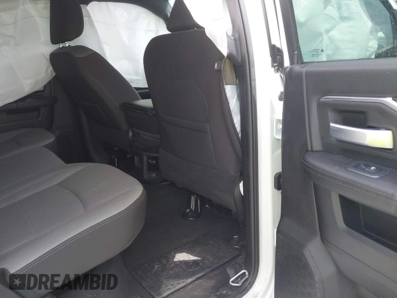 2024 Ram 2500 Big Horn with VIN 3C6UR5DJ9RG364926, listed as a IAAI auction lot 42492882 with 19,137 mi miles and . Bid and sale history available at DreamBid. Image 8.