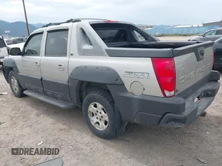 2005 Chevrolet Avalanche LS with VIN 3GNEK12TX5G247758, listed as a IAAI auction lot 42433210 with 183,046 mi miles and . Bid and sale history available at DreamBid. Image 3.