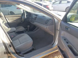 2003 Toyota Camry LE with VIN 4T1BE32KX3U224721, listed as a IAAI auction lot 42165503 with 277,466 mi miles and . Bid and sale history available at DreamBid. Image 5.