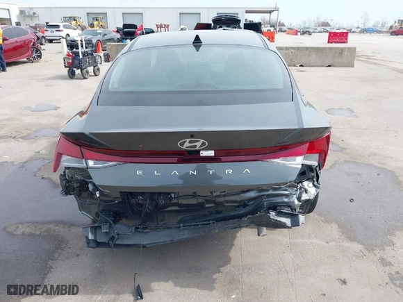 2024 Hyundai Elantra SEL with VIN KMHLM4DG6RU785092, listed as a IAAI auction lot 41734661 with 37,902 mi miles. Bid and sale history available at carsss.com. Image 17.