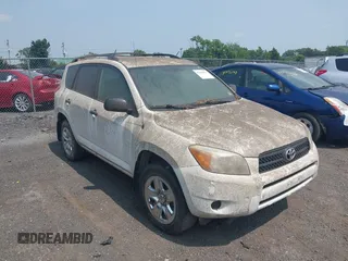 2008 Toyota RAV4 с VIN JTMBD35V185205098, выставлен на аукционе IAAI как лот 42436577 с пробегом 143 888 миль миль и . История ставок и продаж доступна на DreamBid. Изображение 1.