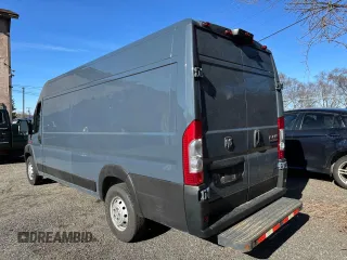 2020 Ram ProMaster Cargo with VIN 3C6URVJG1LE116990, listed as a Copart auction lot 53966915 with 61,813 mi miles and Clean Title. Bid and sale history available at carsss.com. Image 3.