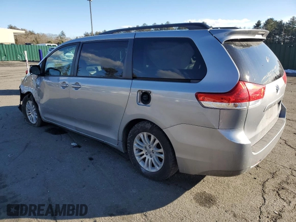 2013 Toyota Sienna XLE AAS z VIN 5TDYK3DC1DS389687, wystawiony jako Copart lot #44355905 z przebiegiem 188 780 mil mil oraz Szkoda całkowita • Salvage title. Historia ofert i sprzedaży dostępna na DreamBid. Obrazek 2.