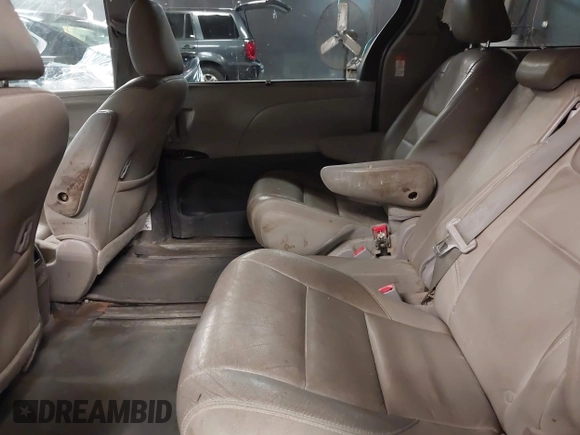 2015 Toyota Sienna XLE with VIN 5TDYK3DC3FS677780, listed as a IAAI auction lot 42155459 with 102,355 mi miles. Bid and sale history available at carsss.com. Image 8.
