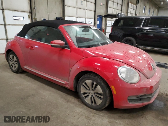 2013 Volkswagen Beetle 2.5L with VIN 3VW5P7AT6DM828881, listed as a Copart auction lot 49678935 with 148,576 mi miles and Salvage Title. Bid and sale history available at DreamBid. Image 4.