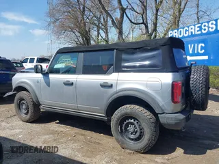 2022 Ford Bronco с VIN 1FMDE5BH3NLA79314, выставлен на аукционе IAAI как лот 42003550 с пробегом 15 303 миль миль и . История ставок и продаж доступна на DreamBid. Изображение 15.