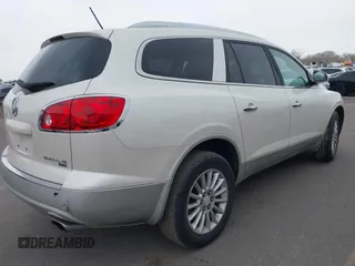 2008 Buick Enclave CXL with VIN 5GAEV237X8J253037, listed as a IAAI auction lot 41831912 with 193,840 mi miles. Bid and sale history available at carsss.com. Image 4.
