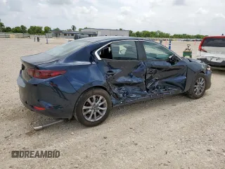 2021 Mazda 3 S z VIN JM1BPAAL3M1321131, wystawiony jako Copart lot #63148205 z przebiegiem 9 910 mil mil oraz Szkoda całkowita • Salvage title. Historia ofert i sprzedaży dostępna na DreamBid. Obrazek 3.