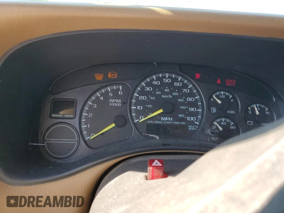 2000 Chevrolet Suburban LT with VIN 3GNFK16T7YG202151, listed as a Copart auction lot 60194814 with 0 mi miles and Salvage Title. Bid and sale history available at carsss.com. Image 9.