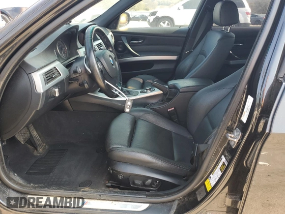 2010 BMW 3 Series 335i with VIN WBAPM7C53AE192244, listed as a Copart auction lot 77844314 with 100,298 mi miles and Clean title. Bid and sale history available at DreamBid. Image 7.