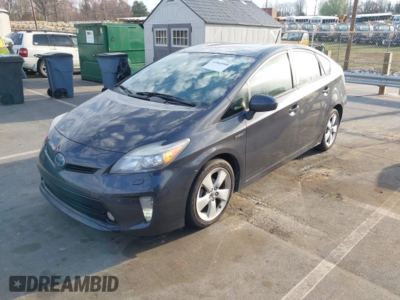 2013 Toyota Prius One with VIN JTDKN3DU7D1647732, listed as a IAAI auction lot 41845908 with 314,942 mi miles and . Bid and sale history available at DreamBid. Image 17.