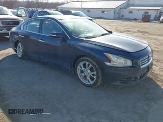 2014 Nissan Maxima SV z VIN 1N4AA5AP7EC460794, wystawiony jako IAAI lot #41493155 z przebiegiem 134 179 mil mil oraz . Historia ofert i sprzedaży dostępna na DreamBid. Obrazek 1.