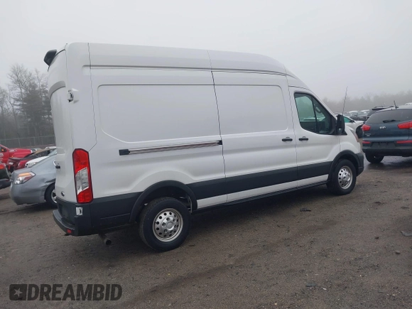 2022 Ford Transit Cargo with VIN 1FTBR2X83NKA80895, listed as a IAAI auction lot 41905179 with 45,241 mi miles and . Bid and sale history available at DreamBid. Image 4.