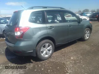 2015 Subaru Forester 2.5i with VIN JF2SJABC7FH562170, listed as a IAAI auction lot 41988892 with 33,898 mi miles. Bid and sale history available at carsss.com. Image 4.