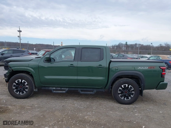 2024 Nissan Frontier PRO-4X with VIN 1N6ED1EK3RN609039, listed as a IAAI auction lot 41868044 with 9,957 mi miles. Bid and sale history available at carsss.com. Image 14.
