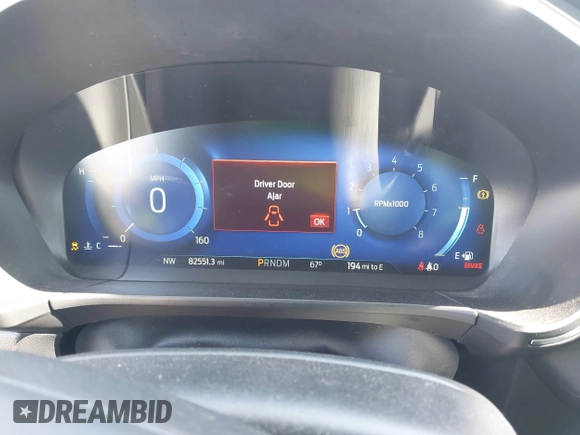 2020 Ford Escape Titanium z VIN 1FMCU9J97LUB18350, wystawiony jako IAAI lot #42574736 z przebiegiem 82 551 mil mil oraz . Historia ofert i sprzedaży dostępna na DreamBid. Obrazek 7.