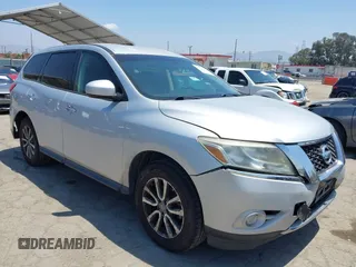 2013 Nissan Pathfinder SL z VIN 5N1AR2MN2DC676705, wystawiony jako IAAI lot #42407363 z przebiegiem 152 610 mil mil oraz . Historia ofert i sprzedaży dostępna na DreamBid. Obrazek 1.