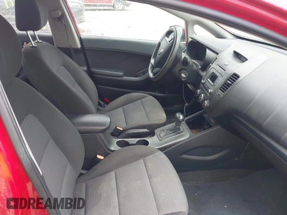 2015 Kia Forte LX with VIN KNAFX4A68F5436703, listed as a IAAI auction lot 42116972 with 146,744 mi miles. Bid and sale history available at carsss.com. Image 5.
