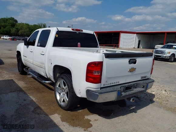 2008 Chevrolet Silverado 1500 LTZ with VIN 3GCEC13JX8G269265, listed as a IAAI auction lot 41866595 with 217,985 mi miles. Bid and sale history available at carsss.com. Image 3.