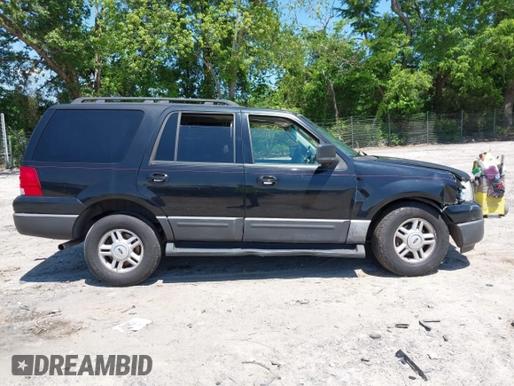 2005 Ford Expedition Special Service with VIN 1FMPU16515LA05821, listed as a IAAI auction lot 42210439 with 219,092 mi miles and . Bid and sale history available at DreamBid. Image 13.