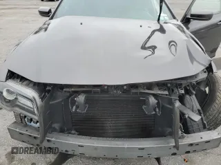 2020 Chrysler 300 S z VIN 2C3CCABG7LH128468, wystawiony jako Copart lot #44922825 z przebiegiem 33 604 mil mil oraz Szkoda całkowita • Salvage title. Historia ofert i sprzedaży dostępna na DreamBid. Obrazek 12.