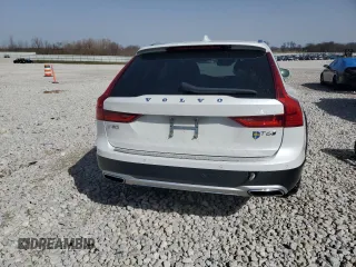 2020 Volvo V90 z VIN YV4A22NL4L1107819, wystawiony jako Copart lot #49939974 z przebiegiem 36 294 mil mil oraz . Historia ofert i sprzedaży dostępna na DreamBid. Obrazek 6.