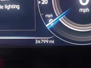 2022 Volkswagen Atlas SE with VIN 1V2WR2CA2NC517904, listed as a IAAI auction lot 42110920 with 34,799 mi miles and . Bid and sale history available at DreamBid. Image 16.