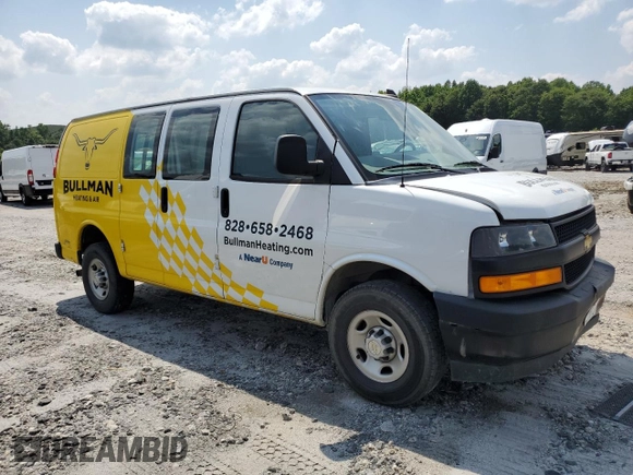 2022 Chevrolet Express Cargo z VIN 1GCWGAF71N1198508, wystawiony jako Copart lot #59487795 z przebiegiem 72 395 mil mil oraz Szkoda całkowita • Salvage title. Historia ofert i sprzedaży dostępna na DreamBid. Obrazek 4.
