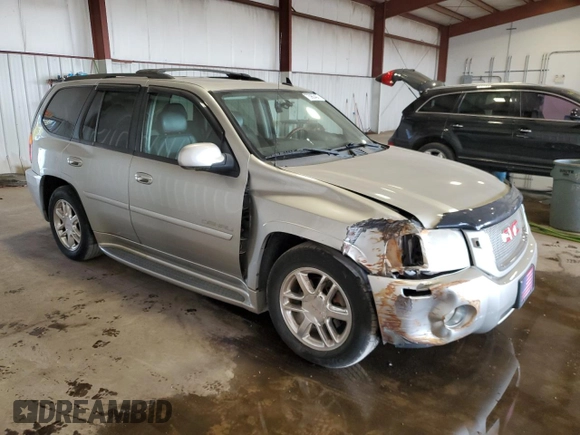 2008 GMC Envoy Denali with VIN 1GKET63M682243721, listed as a Copart auction lot 75963404 with 163,178 mi miles and Salvage Title. Bid and sale history available at DreamBid. Image 4.