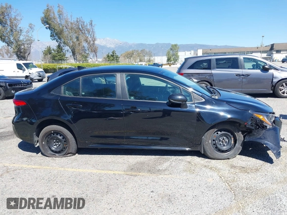 2024 Toyota Corolla LE with VIN 5YFB4MDE8RP192619, listed as a IAAI auction lot 41867576 with 7,979 mi miles. Bid and sale history available at carsss.com. Image 13.