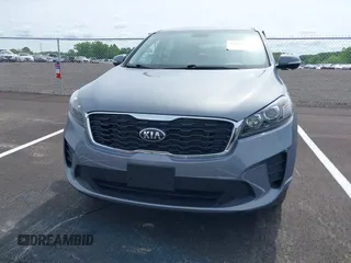 2020 Kia Sorento LX V6 with VIN 5XYPG4A53LG675755, listed as a IAAI auction lot 42070515 with 82,985 mi miles. Bid and sale history available at carsss.com. Image 12.