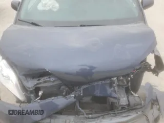 2018 Toyota Sienna XLE Auto Access Seat with VIN 5TDYZ3DC1JS958089, listed as a Copart auction lot 44910525 with 125,431 mi miles and Salvage Title. Bid and sale history available at carsss.com. Image 12.