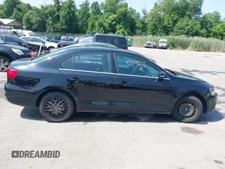 2013 Volkswagen Jetta SE with VIN 3VWDP7AJ4DM415061, listed as a IAAI auction lot 42414027 with 192,577 mi miles and . Bid and sale history available at DreamBid. Image 13.