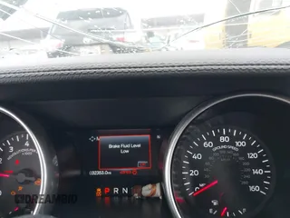 2019 Ford Mustang EcoBoost z VIN 1FATP8UH3K5106557, wystawiony jako IAAI lot #42223835 z przebiegiem 32 353 mil mil oraz . Historia ofert i sprzedaży dostępna na DreamBid. Obrazek 15.