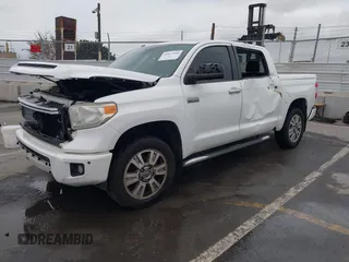 2016 Toyota Tundra 2WD SR5 with VIN 5TFGY5F12GX194147, listed as a IAAI auction lot 41877936 with 61,509 mi miles. Bid and sale history available at carsss.com. Image 2.