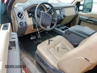 2012 Ford F-250 XL z VIN 1FT7X2ATXCEB00029, wystawiony jako Copart lot #57096425 z przebiegiem 353 590 mil mil oraz Czysty tytuł • Clean title. Historia ofert i sprzedaży dostępna na DreamBid. Obrazek 8.