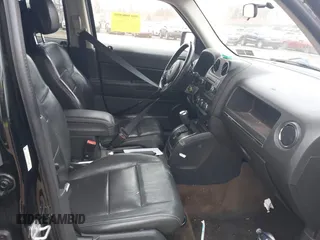2014 Jeep Patriot Latitude with VIN 1C4NJRFB0ED626048, listed as a IAAI auction lot 41728993 with 115,872 mi miles and . Bid and sale history available at DreamBid. Image 5.