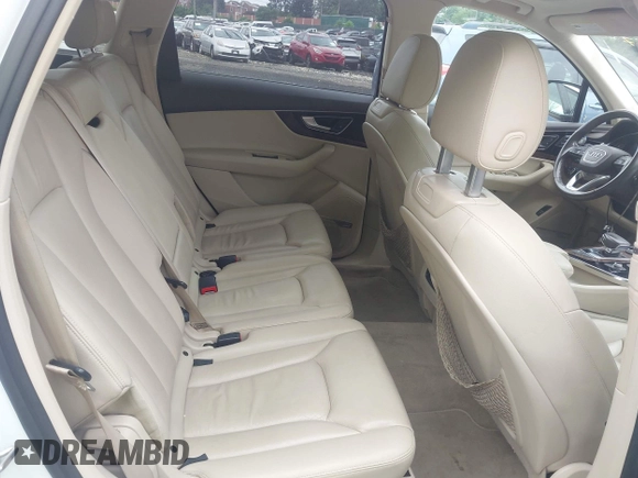 2017 Audi Q7 Premium Plus z VIN WA1LAAF74HD057367, wystawiony jako IAAI lot #42649847 z przebiegiem 90 204 mil mil oraz . Historia ofert i sprzedaży dostępna na DreamBid. Obrazek 8.