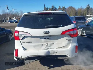 2014 Kia Sorento SX with VIN 5XYKWDA72EG452494, listed as a IAAI auction lot 41690977 with 143,099 mi miles. Bid and sale history available at carsss.com. Image 6.