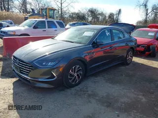 2020 Hyundai Sonata Hybrid Blue with VIN KMHL24JJ2LA016152, listed as a IAAI auction lot 41655476 with 168,982 mi miles. Bid and sale history available at carsss.com. Image 18.